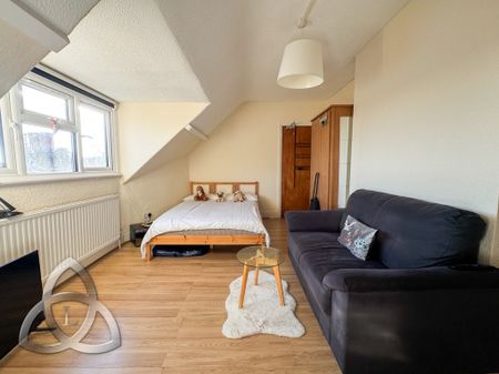 Muswell Hill Road, London, N10 3JE - Photo 2