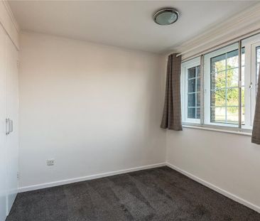 3 bedroom link detached house to rent - Photo 4