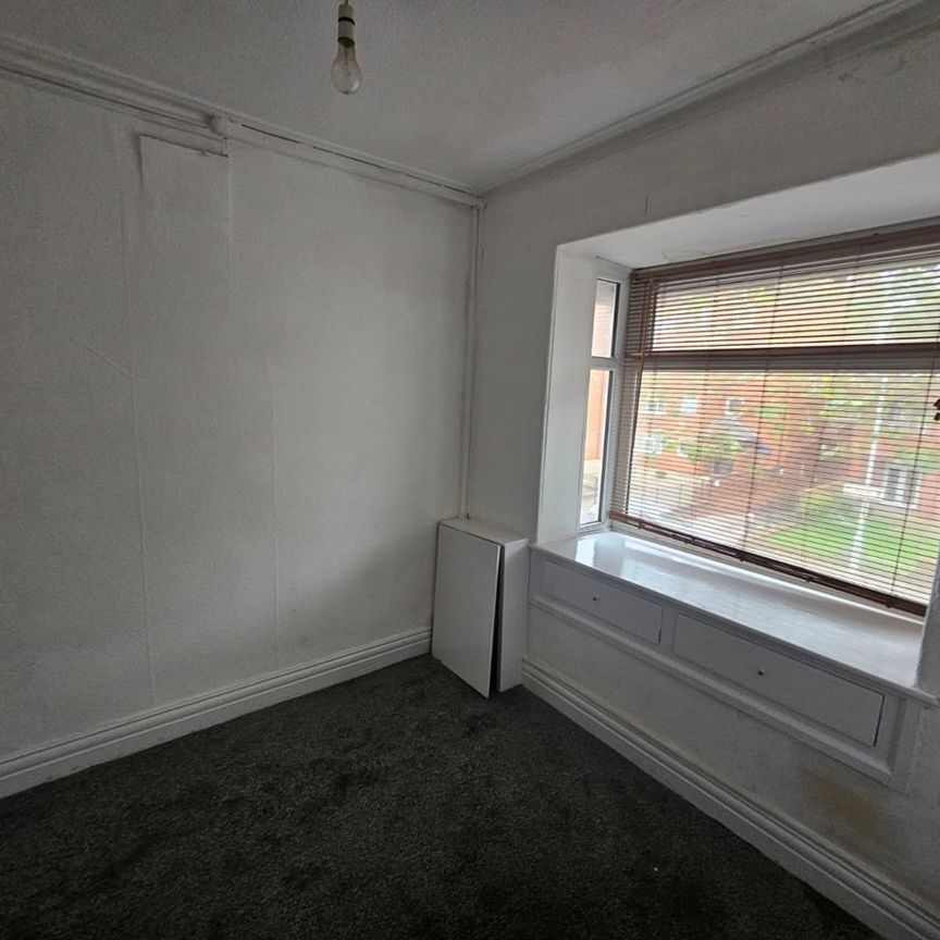 1 Bed Flat, Rowson Street, CH45 - Photo 1