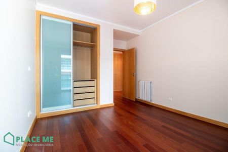 Arrendamento Apartamento T3 - Photo 3