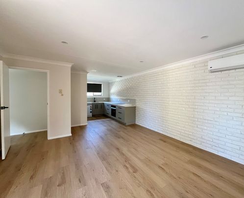 SOUTH TAMWORTH- Freshly Renovated 2 Bedroom Unit - Photo 1