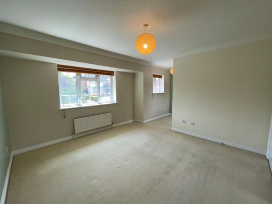 4 bedroom detached house to rent - Photo 1