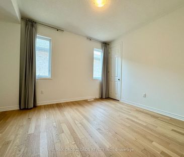 For Lease - 3083 Blazing Star Avenue Unit# Main, Pickering, Ontario - Photo 6
