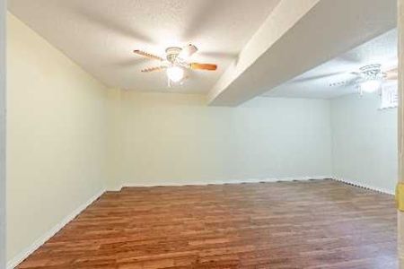 For Lease - 360 Homestead Court, London North, Ontario - Photo 4