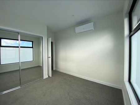 3/98 Barry Street, Reservoir VIC 3073 - Photo 5