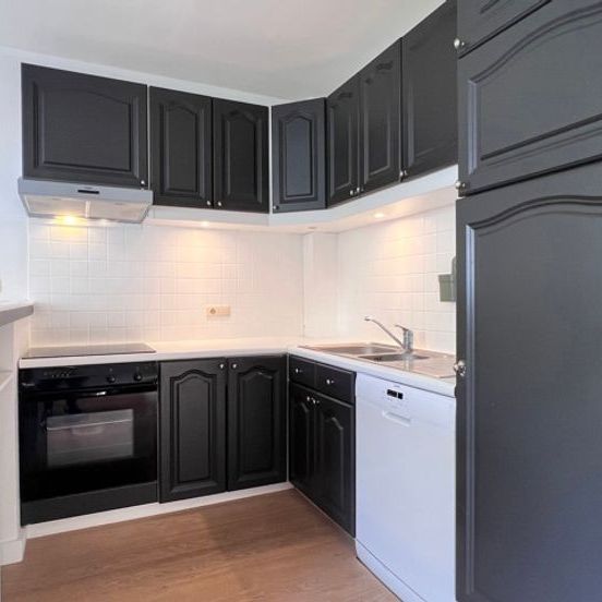 Appartement te huur - Photo 1