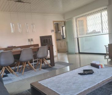 Ruime woning met 3 slaapkamers en grote tuin in Heusden-Zolder - Photo 2