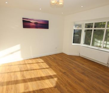 5 bedroom semi-detached house to rent - Photo 3