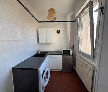 Location Appartement 1 pièce 26m² - Photo 3