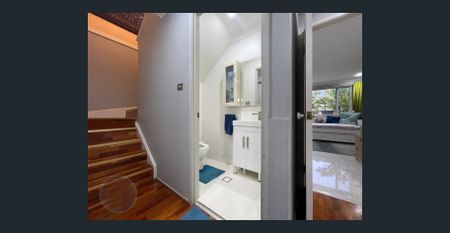 Modern Double-Storey Home in Horningsea Park – Ideal for Family Living - Photo 5