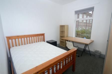HouseShare Upper Lloyd Street, Rusholme, Manchester, M14 - Photo 5