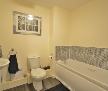 2 bedroom apartment to rent - Photo 5