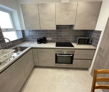 Room in a Shared House, Cedar Road, NW2 - Photo 6