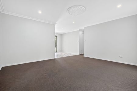 3 Lorraine Court, Lawnton QLD 4501 - House For Rent - $750 | Domain - Photo 5