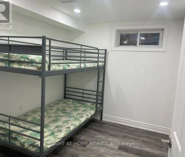 60 SANDRIFT SQUARE - Photo 5