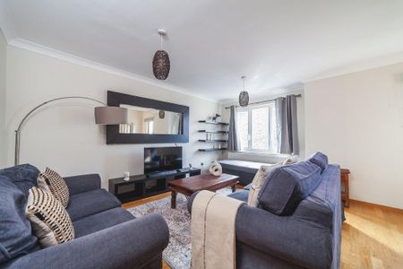 2 bedroom terraced house to rent - Photo 2