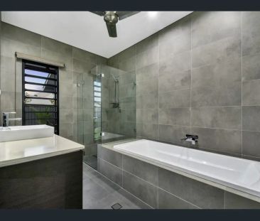 Beautiful Home in ZUCCOLI - Photo 6