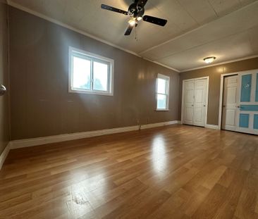 For Lease - 18 Jones Street, St. Catharines, Ontario - Photo 3