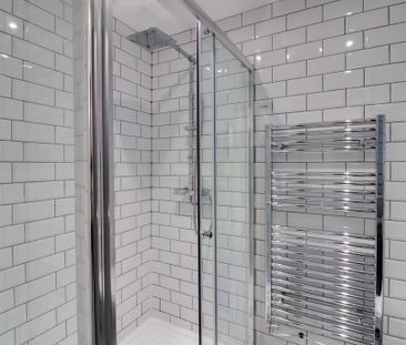 1 bedroom in a flat share to rent - Photo 6