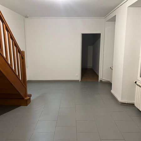 Location Appartement 3 pièces 51m² PITHIVIERS 45300 - Photo 4