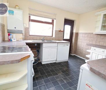 2 bedroom end of terrace house to rent - Photo 3