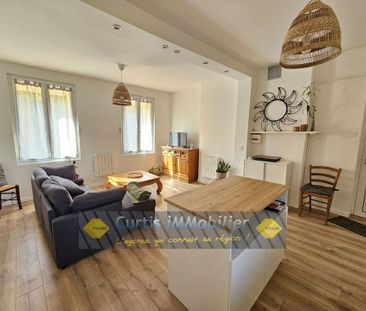 Location Appartement 2 pièces 45m² ST GENEST LERPT 42530 - Photo 5