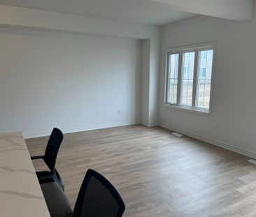 For Lease - 63 Lincoln Drive, Belleville, Ontario - Photo 1