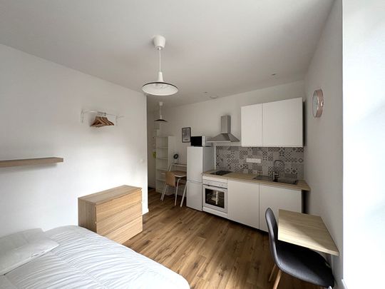 STUDIO MEUBLÉ 18.05 M² - HYPER CENTRE-VILLE - Photo 1