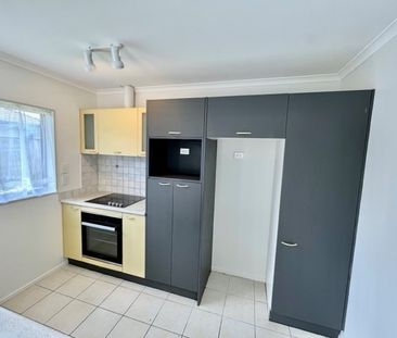 4 Sandwick Drive, Weymouth, Auckland - Photo 6