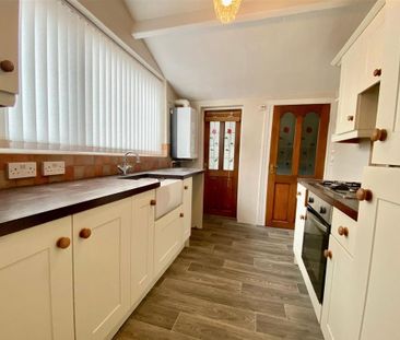 2 bedroom apartment to rent - Photo 4