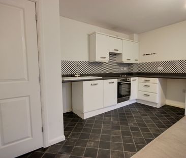 2 Bedroom - Photo 6
