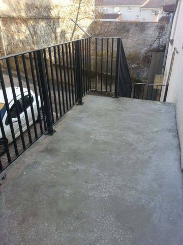 Location appartement 3 pièces 56 m² à Oyonnax (01100) CENTRE - Photo 2