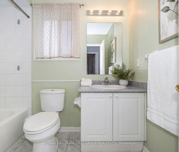 For Lease - 1636 Sarasota Crescent, Oshawa, Ontario - Photo 1