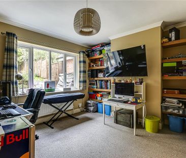 4 bedroom semi-detached house to rent - Photo 1