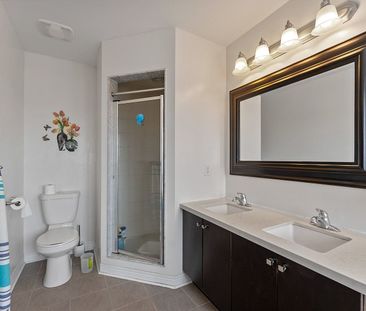 For Lease - 301 Oberfrick Avenue, Vaughan, Ontario - Photo 4