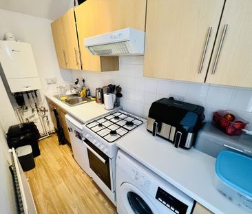 1 bedroom flat to rent - Photo 5
