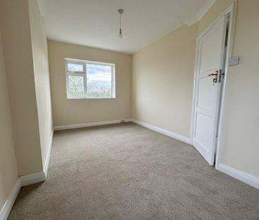 2 bedroom semi-detached house to rent - Photo 6