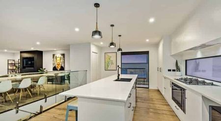 Modern luxury living - 4 Bedroom Home in Snells Beach - Photo 5