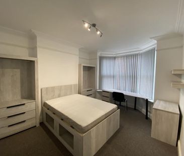 5 bedroom house to rent - Photo 2