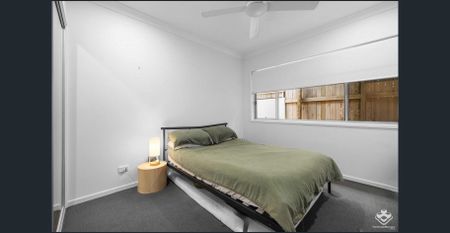 $680 per week Modern 3-Bedroom Villa in Redland bay - Photo 2