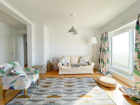 Marine Court, St. Leonards, TN38 0DY - Photo 3