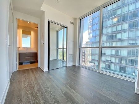 For Lease - 1 Yorkville Avenue Unit# 3408, Toronto, Ontario - Photo 4