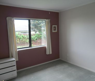 Paraparaumu - 3 Bedrooms - Photo 1