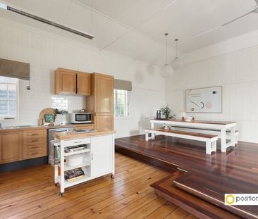 Beautifully Renovated Character Home, perfect for Families! - Photo 1