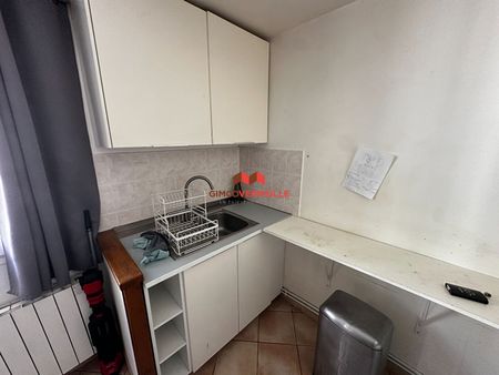 Location Appartement 1 pièce 26m² - Photo 4