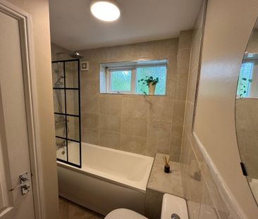Stanford Close, Radcliffe - Photo 6