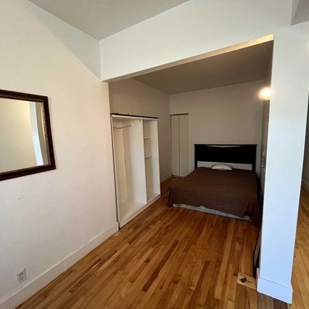 Grand 3 ½ situé au 2ème étage d’un plex dans le quartier prisé de Verdun, à Montréal - Photo 3