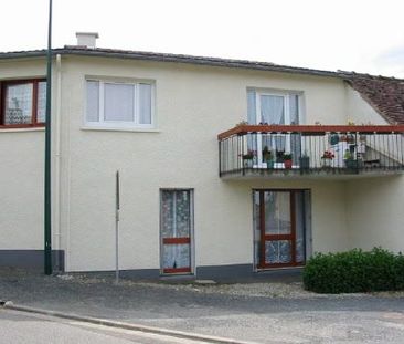 Bazoches sur Hoëne , Appartement - T3 - 67.00m² - Photo 2