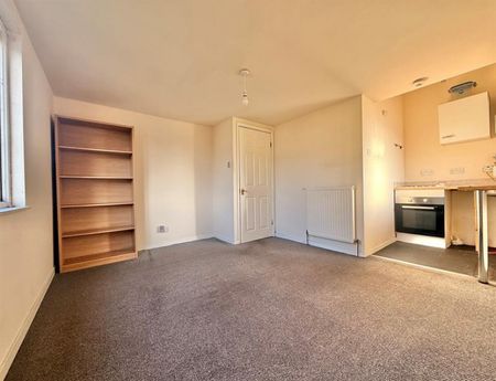 1 Bedroom Apartment To Let - Photo 5