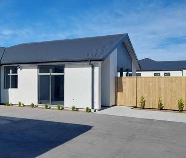 Easy Living Done Right - Photo 4